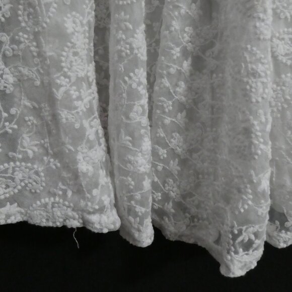 POL | medium | White Lined Floral Lace Adjustable Spaghetti Strap Dress - Picture 8 of 16